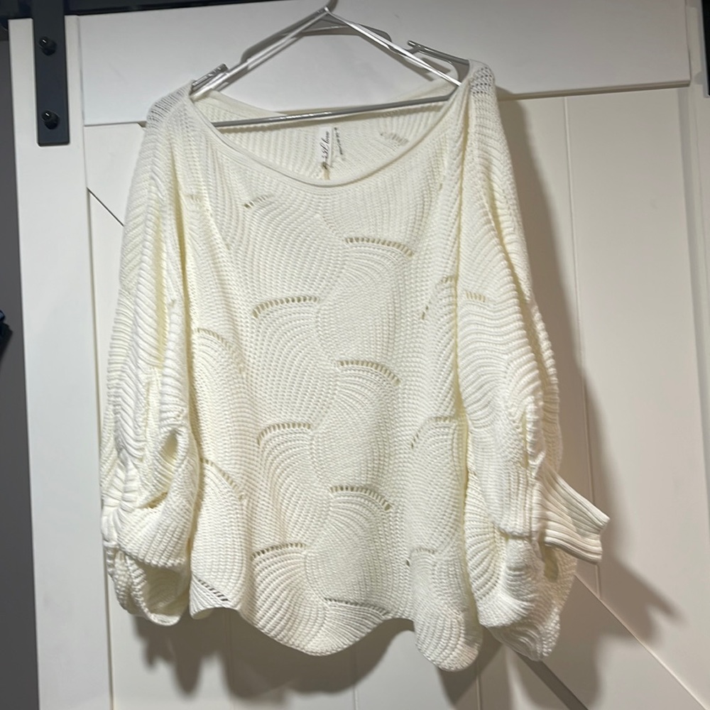 Off white scalloped sweater